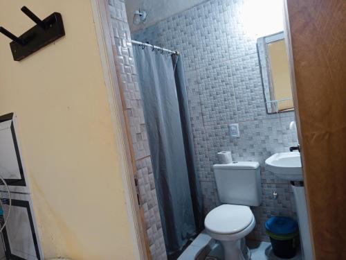 Triple Room with Private Bathroom image 6