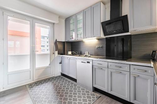5p 100 m2 Garage 2 BalconiesStrasbourg center, Strasbourg (photo 9)