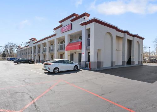 Econo Lodge Philadelphia Airport - main image