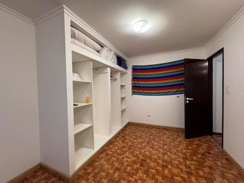 Hermoso departamento en zona aeropuerto near Hermes Quijada International Airport