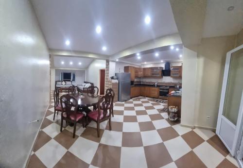מטבח, Grand Appart T5 avec Grande terrasse vue sur Mer in Tigzirt
