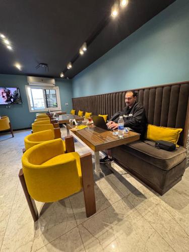 Royal Garden Hotel & Restaurant near Ibu Tulun mecset