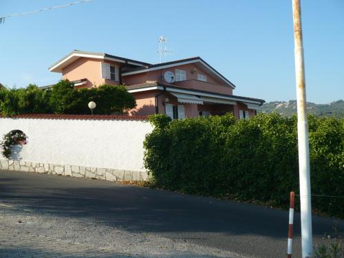  Azienda Agrituristica Villa Arianna in 18100 Imperia