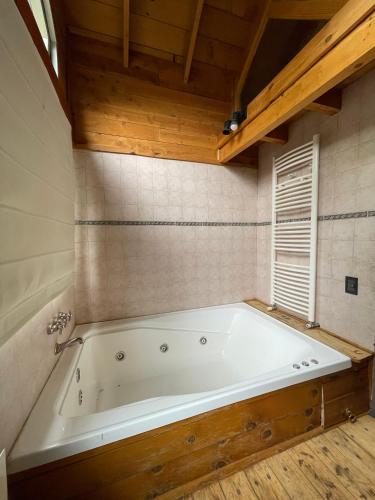 ห้องน้ำ, Casa Prima - Refugio de Montaña (Casa Prima - Refugio de Montana) in เซโร กาเตดราล