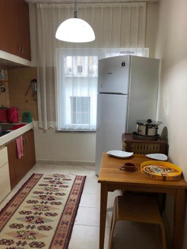 Two-Bedroom Apartment room in Kaleiçi muhteşem konum benzersiz geniş uygun fiyat KATTA EV