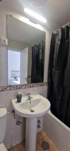 Hostal El Torero - Los Berrocales del Jarama