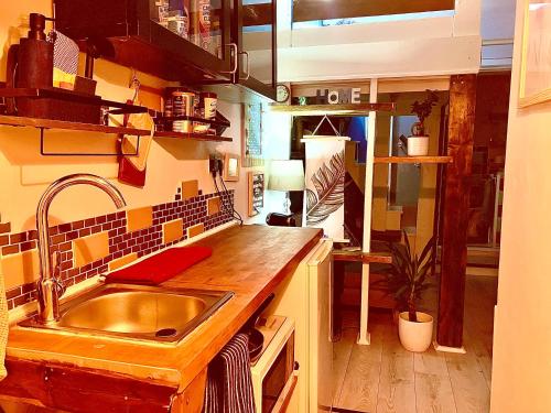Studio at 39 4