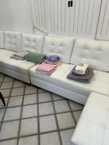 Aruanã Yellow House