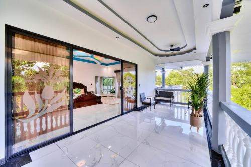 Balkons/terase, Samanea House Deluxe, big pool, 10min from PV in Hone Creek