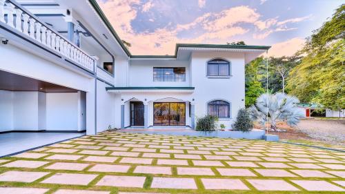 Ieeja, Samanea House Deluxe, big pool, 10min from PV in Hone Creek