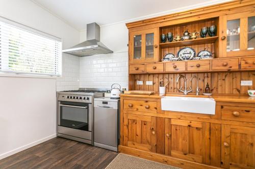 Whare Mōwai (Whare Mowai) in โคโรแมนเดล