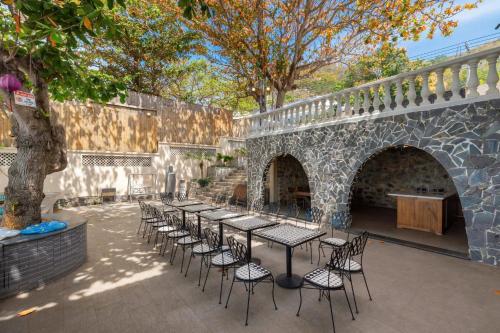 Palm Villa 109 - Seaview Villa LUXURY in VungTau, 5Bedrooms, Pool, Billiard