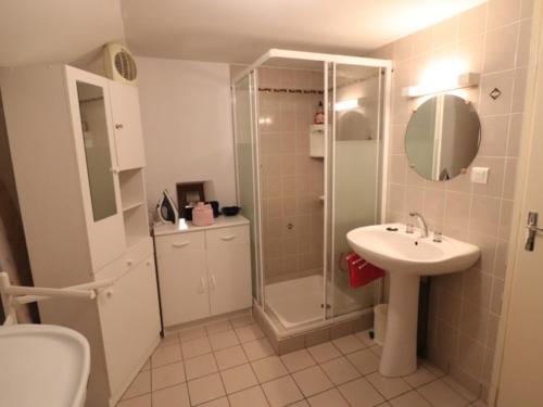 Gîte de caractère avec billard, cheminée, jardin clos et animaux acceptés - FR-1-742-611 Gîte de caractère avec billard, cheminée, jardin clos et animaux acceptés - FR-1-742-611