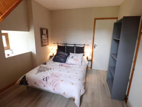 Gîte de caractère avec billard, cheminée, jardin clos et animaux acceptés - FR-1-742-611 Gîte de caractère avec billard, cheminée, jardin clos et animaux acceptés - FR-1-742-611