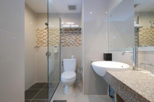Family Room image 1