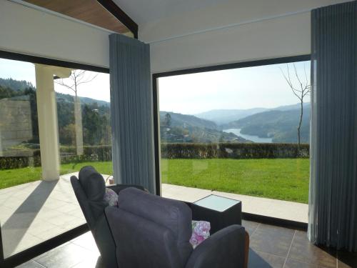 ヴィエイラ・ド・ミーニョ Quinta do Bento 4つ星 ホテル レストラン