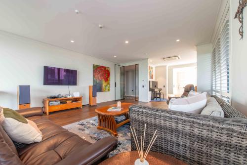 Stunning Views - Modern luxury 3 BR Apt in Remuera, Окленд (фото 6)