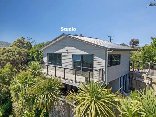 Whangaroa Casa Roca Studio in Vangaroa
