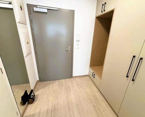 Luxury Studio - Walk to Airport - Free Parking - Self Check in, Bratislava (fotografie 7)