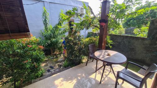 Bali Fab Dive Center - Hostel Room Type - Deluxe Queen Room