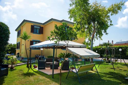 ทัศนียภาพภายนอกโรงแรม, Appartamento in B&B con piscina privata in เซนต์ อันโตนิโอ อบาเท