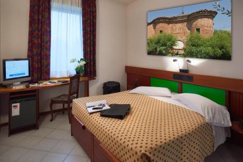 hotel photo