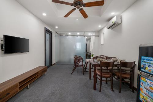 Apartment with Balcony image 10