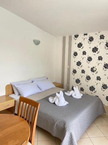 提霍＆伊蓮娜公寓 (Apartments Tiho & Jelena) in 布拉採