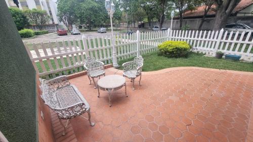 Cozy apartment in the east in บาร์กิซิเมโต