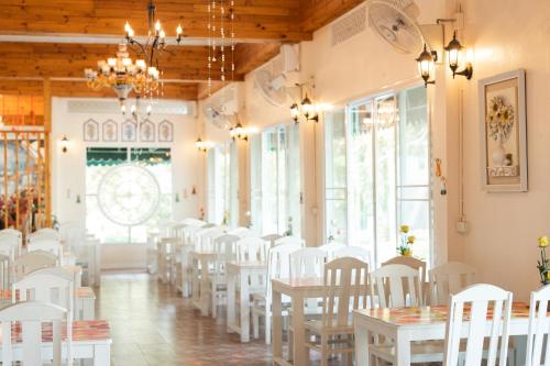 Villa Reina Resort – Pak Chong, GA