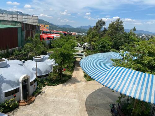 Bing Bong HoTel - Khách Sạn Sân Vườn