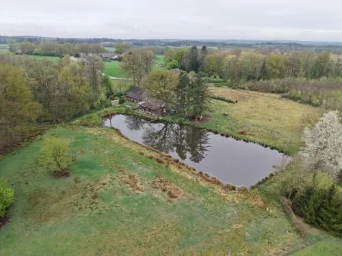Lotus Hütte in Eggermühlen, Deutschland