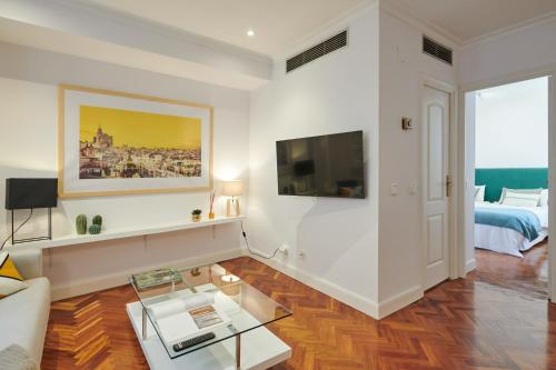 Apartamento III Alcalá-Retiro. Ideal parejas - image 4