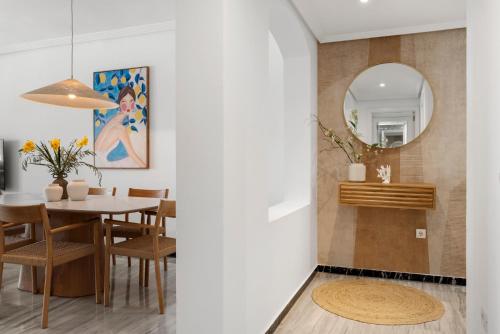 Luxurious 2 Bedroom Apartment in Medina Garden - Puerto Banús - image 3