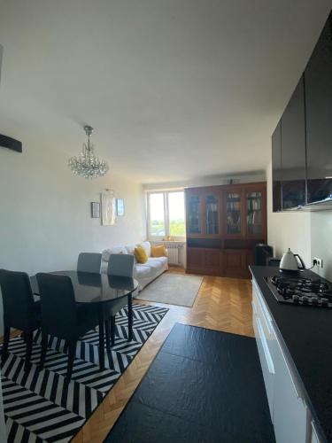 Appartement dans le centre avec une vue imprenable, Warszawa
