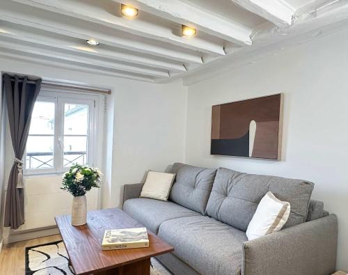 Opera - Premium apartment with lift near Gare de l'Est for 4 - image 6