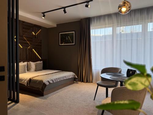 1 queen bed