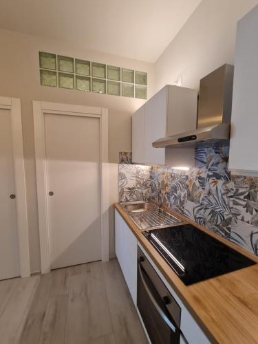 virtuve, Casa del Mare - Riviera dei Tramonti - 150 mt dalla spiaggia in Nočera Terinēze