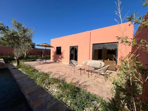 Villa Familiale avec Piscine Privée à Marrakech Villa Familiale avec Piscine Privée à Marrakech