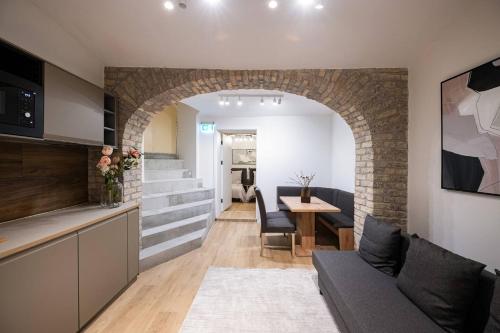 Spacious Apartments In Mitte- Feel The Citycenter, Берлин (фото 10)