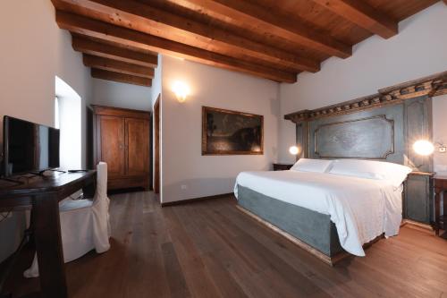 Corte Castello