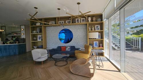 OYO 1143 The Emgrand Azure North - 편의 시설/서비스