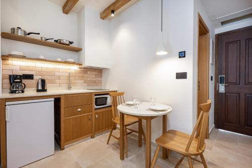 Aegean Houses - image 3