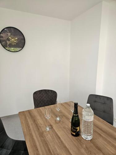 Iekārtas, Chambre spacieuse in Montignies Sur Sambre