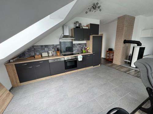 Kitchen, Wunderschone und helle Wohnung in Buttelborn