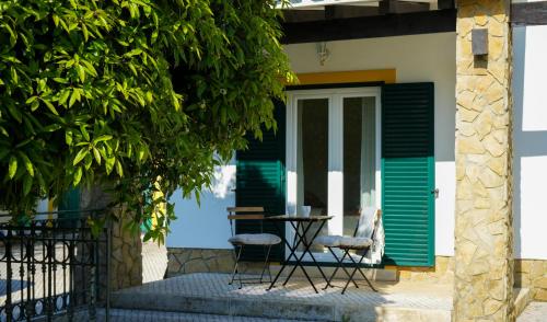 ทัศนียภาพ, Zéfiro Ericeira (Zefiro Ericeira) in ไบร์โร อาร์เซนิโอ อมาเดว