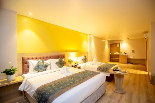 Bed, Velvet Luxe Hotel in Butwal