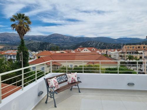 Supanti aplinka, Bella Bianca , 200m from central square in Kefalinija