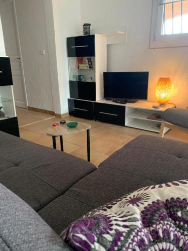 Location Frejus near Kyriad Centre Frejus - Saint Raphael