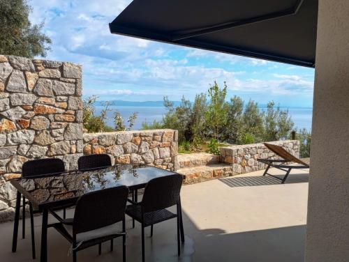 บริการและสิ่งอำนวยความสะดวก, Olive Valley in ลิวาดี (ติรอส)